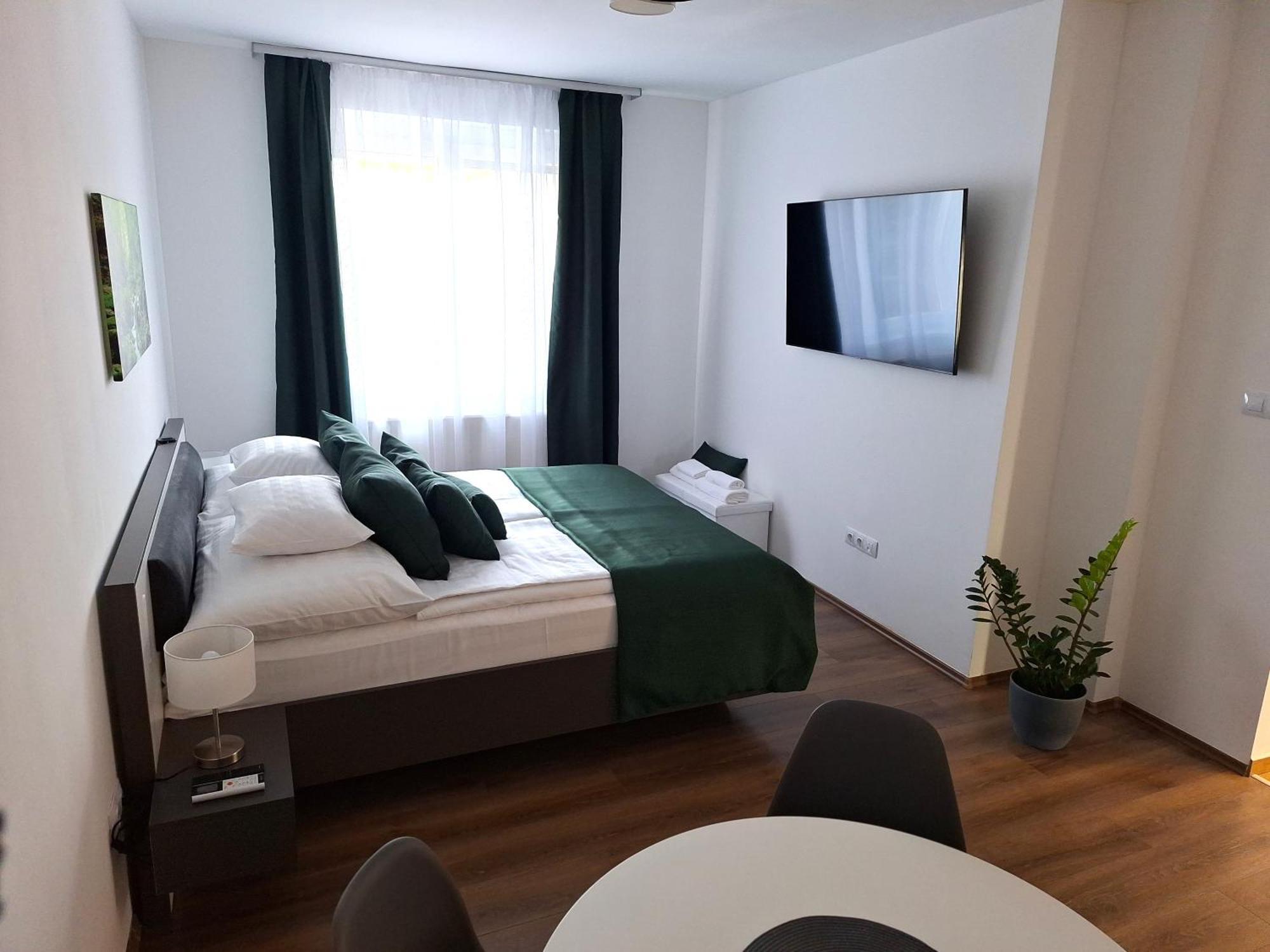 Apartment Happy